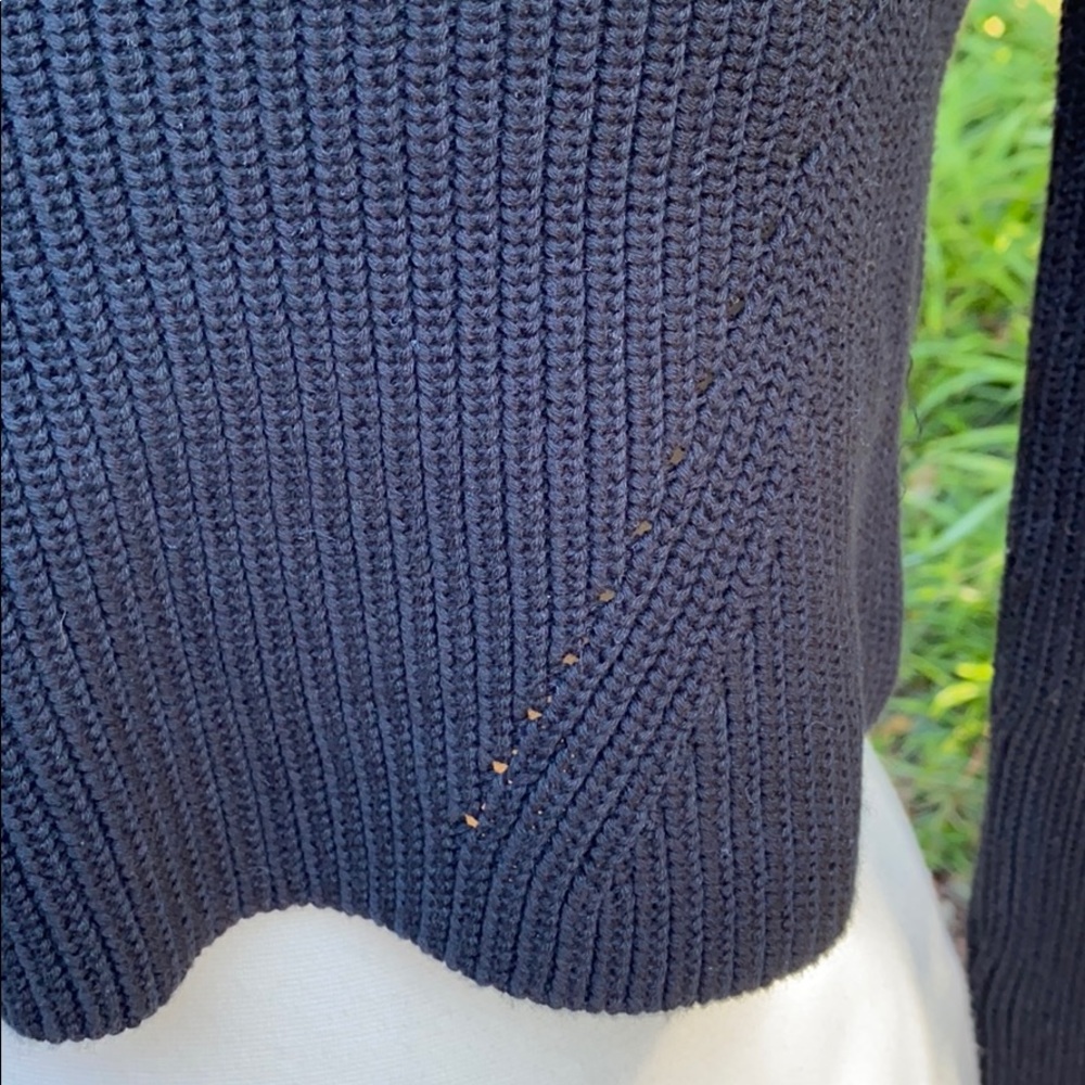 White house black market black crop sweater - Picture 2 of 5